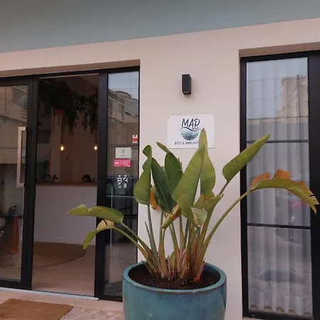 Bed & Breakfast Marsuites Armacao de Pera
