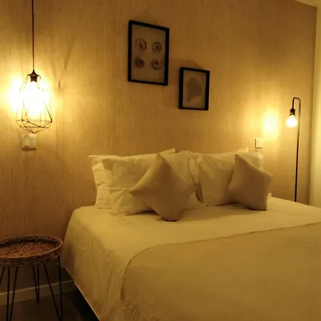 Bed & Breakfast Marsuites Armação de Pêra