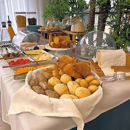 Nocleg ze śniadaniem Marsuites 3*